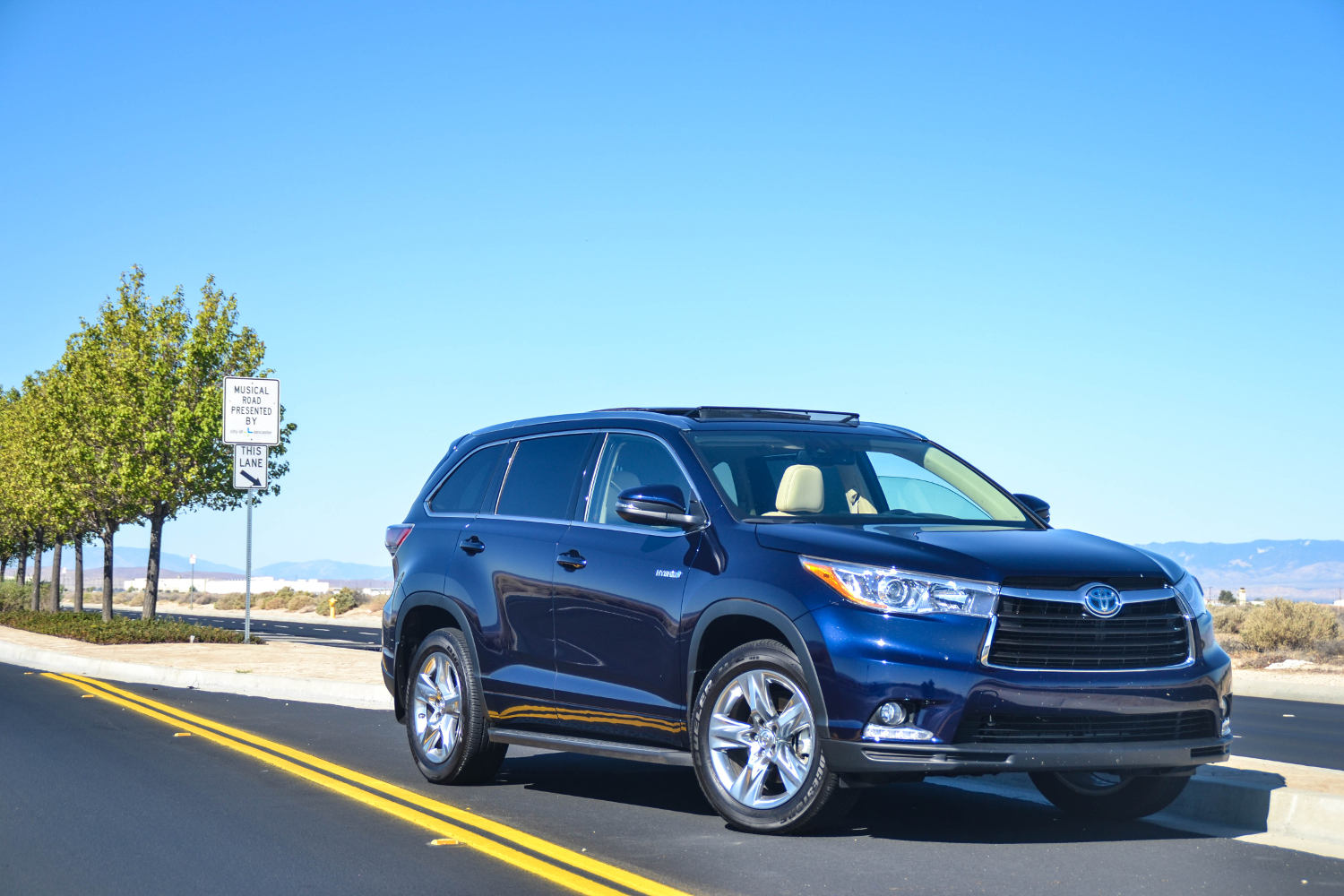 Dodge Durango Vs Toyota Highlander - Ultimate Dodge